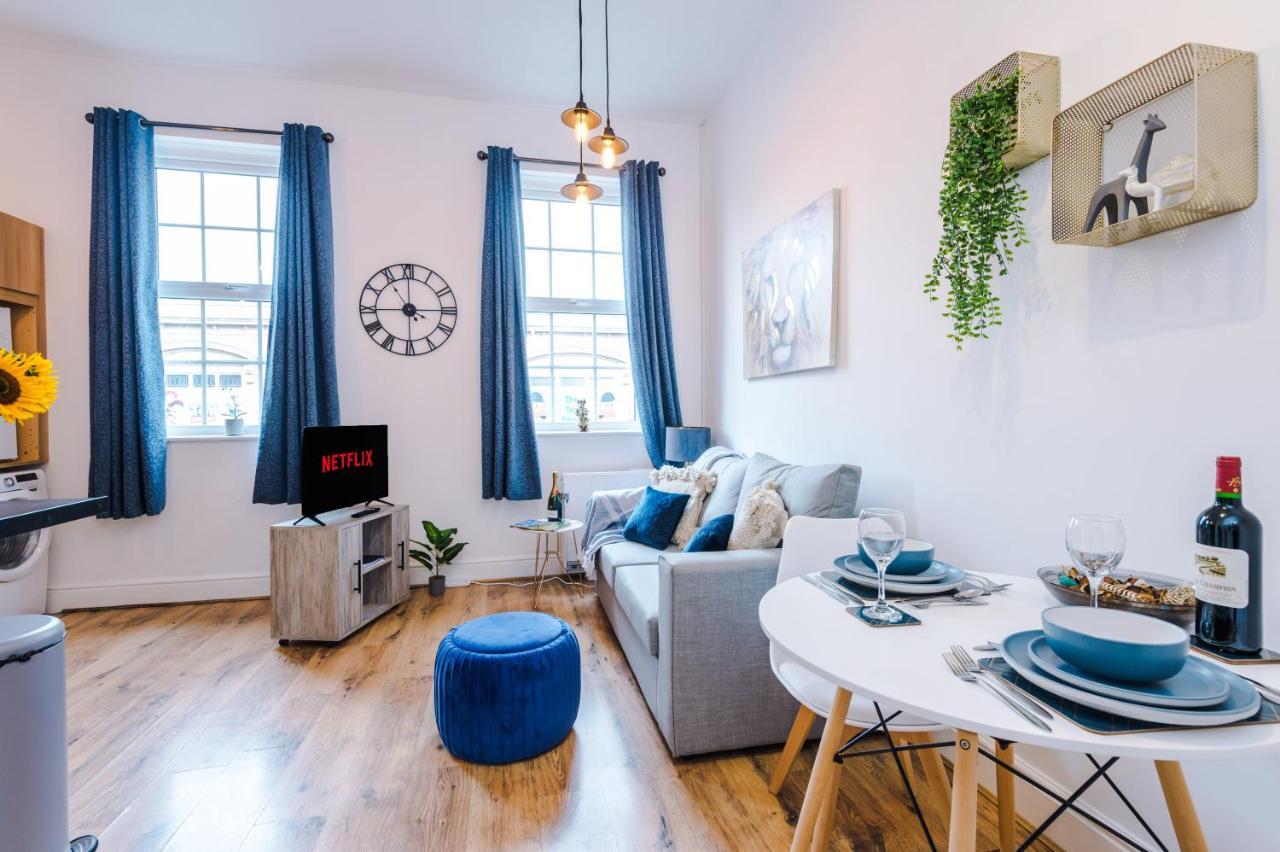 Bright 1-Bed Apartment In Chester By 53 Degrees Property, Ideal For Professionals & Couples, Great Location - Sleeps 4 Exterior foto