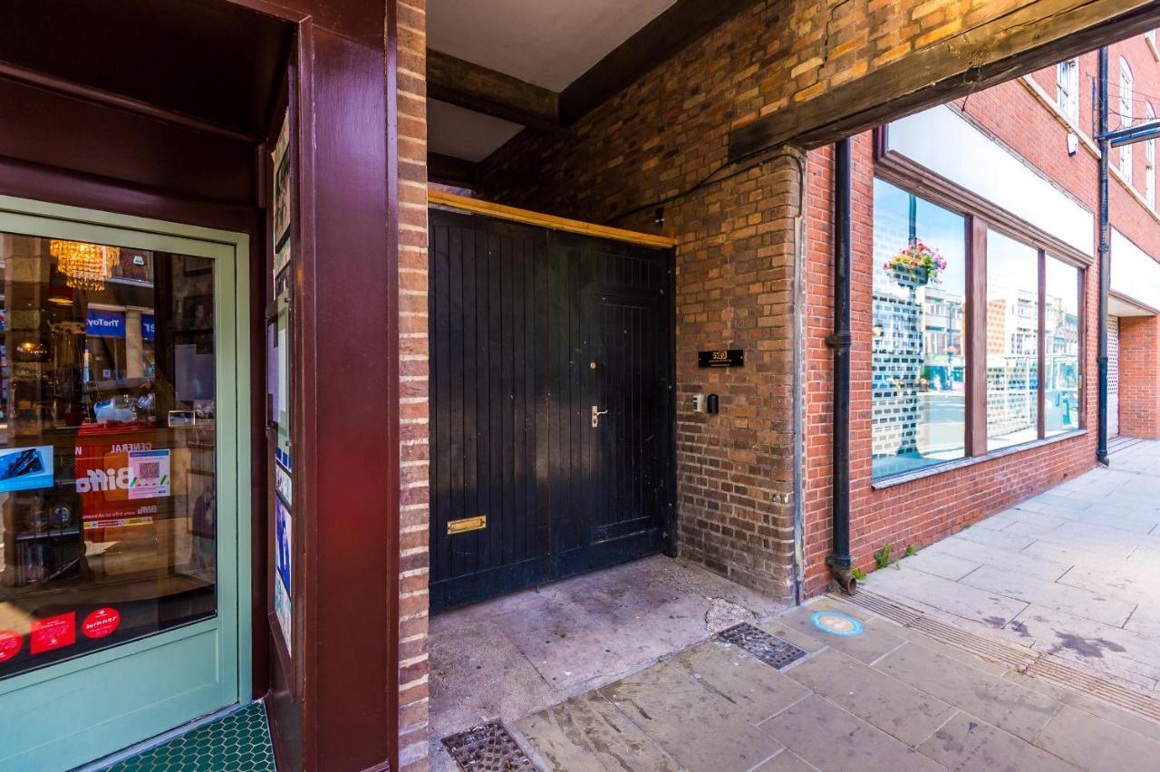 Bright 1-Bed Apartment In Chester By 53 Degrees Property, Ideal For Professionals & Couples, Great Location - Sleeps 4 Exterior foto